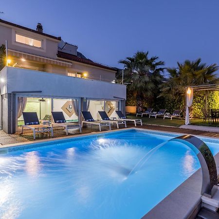 Sun Castle Holiday House Babic Kaštel Stari Екстериор снимка