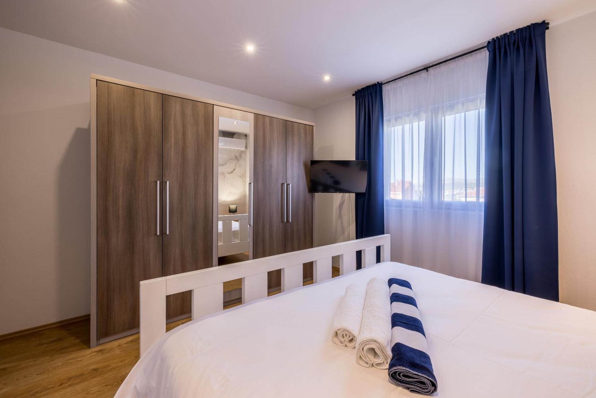 Sun Castle Holiday House Babic Kaštel Stari Екстериор снимка