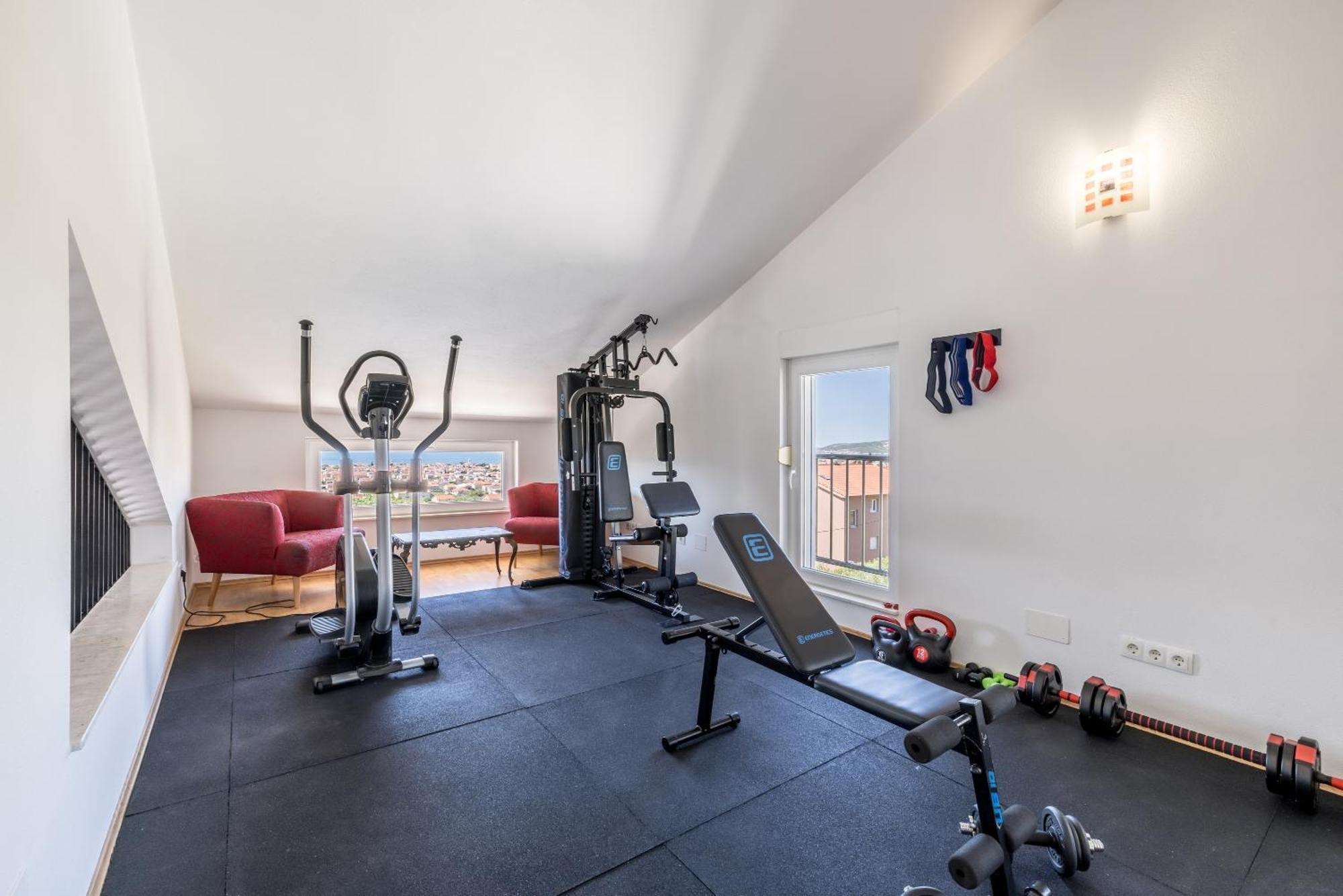 Sun Castle Holiday House Babic Kaštel Stari Екстериор снимка